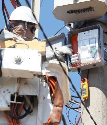 Enel é multada em R$ 11,4 milhões por apagões em São Paulo; empresa ainda pode recorrer São Paulo luz àgua internet enel vagas Enel apagões São Paulo