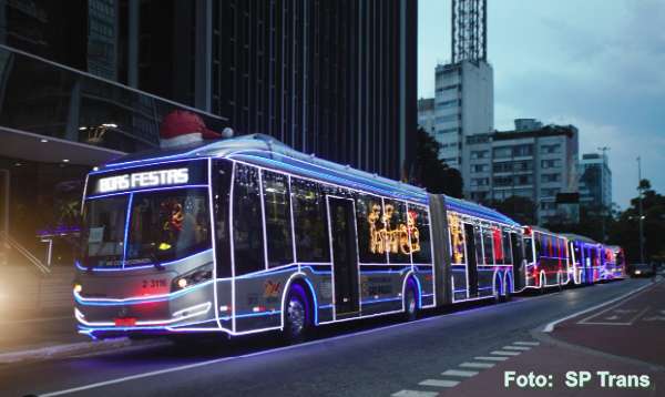 Natal: ônibus iluminados levam população de SP ao Ibirapuera. Menos a Zona  Norte - DiárioZonaNorte
