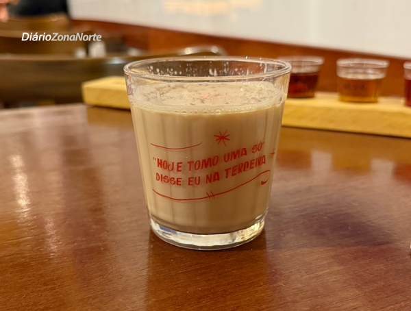 Bolovo boteco comida drinks