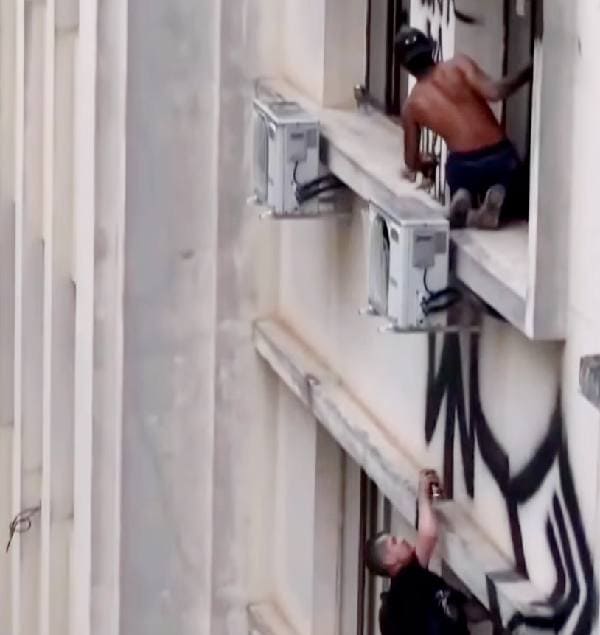 Lei pichações fios postes