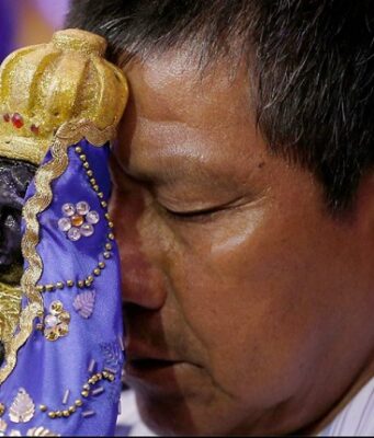 Nossa Senhora Aparecida: história, milagres e por que 12 de outubro é feriado