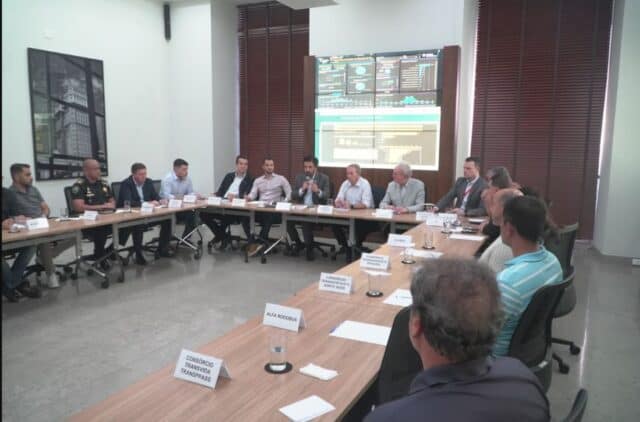 motoristas encerram greve