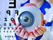 No Dia das Mulheres e Meninas na Ciência, especialista brasileira em glaucoma reforça o papel da pesquisa na saúde Mulheres Meninas Ciência Glaucoma