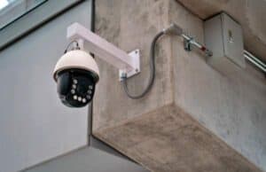 Câmeras de segurança em casas: proteção legítima ou invasão de privacidade? Câmera Segurança