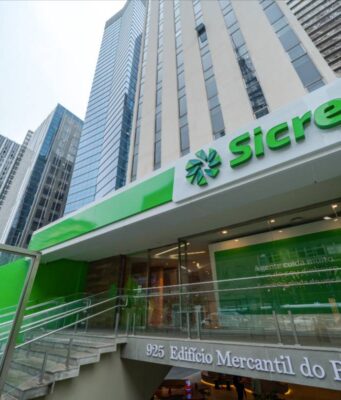 Sicredi celebra dez anos na Avenida Paulista e acelera expansão pela capital paulista
