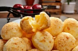 Dia Nacional do Pão de Queijo: Sampapão lança campanha especial para padarias celebrarem a data com os clientes pão queijo sampapão