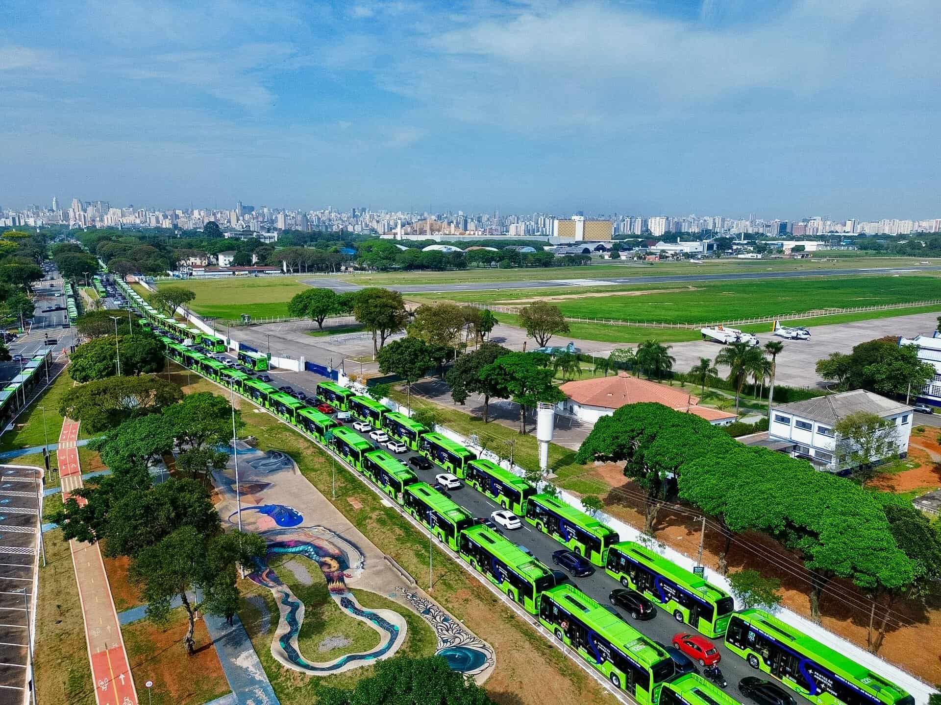 ônibus elétricos prefeitura 