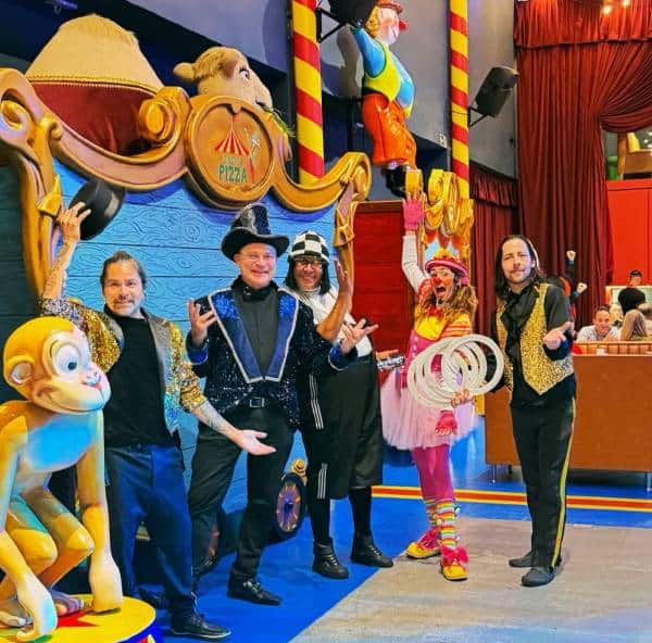 circo pizza dia criança